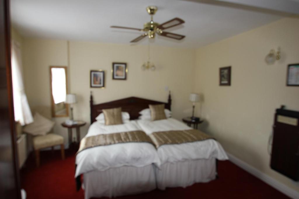 Longview Hotel Knutsford Szoba fotó