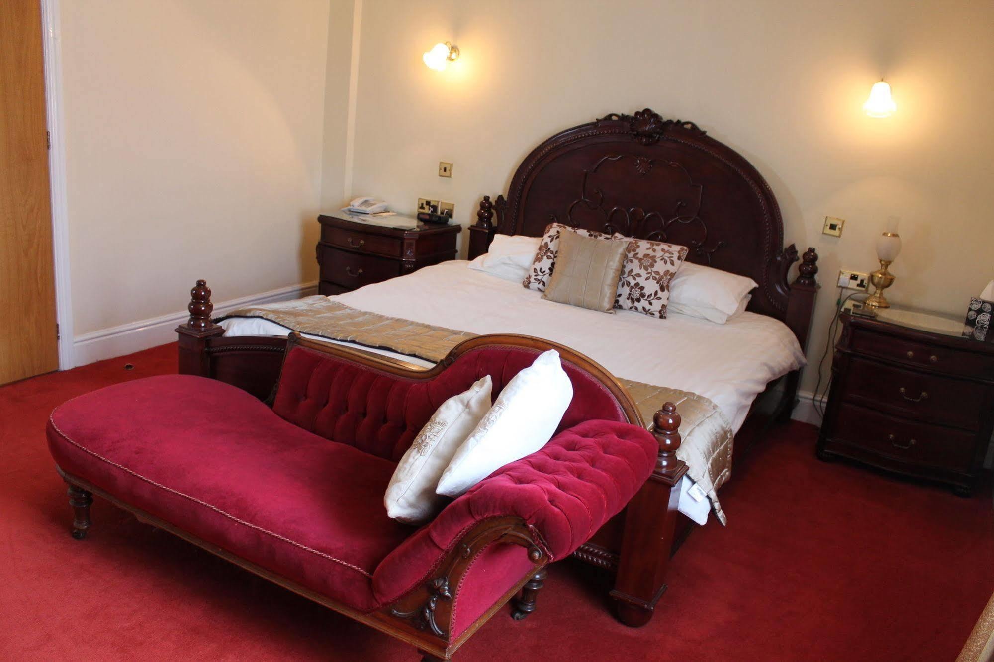 Longview Hotel Knutsford Kültér fotó