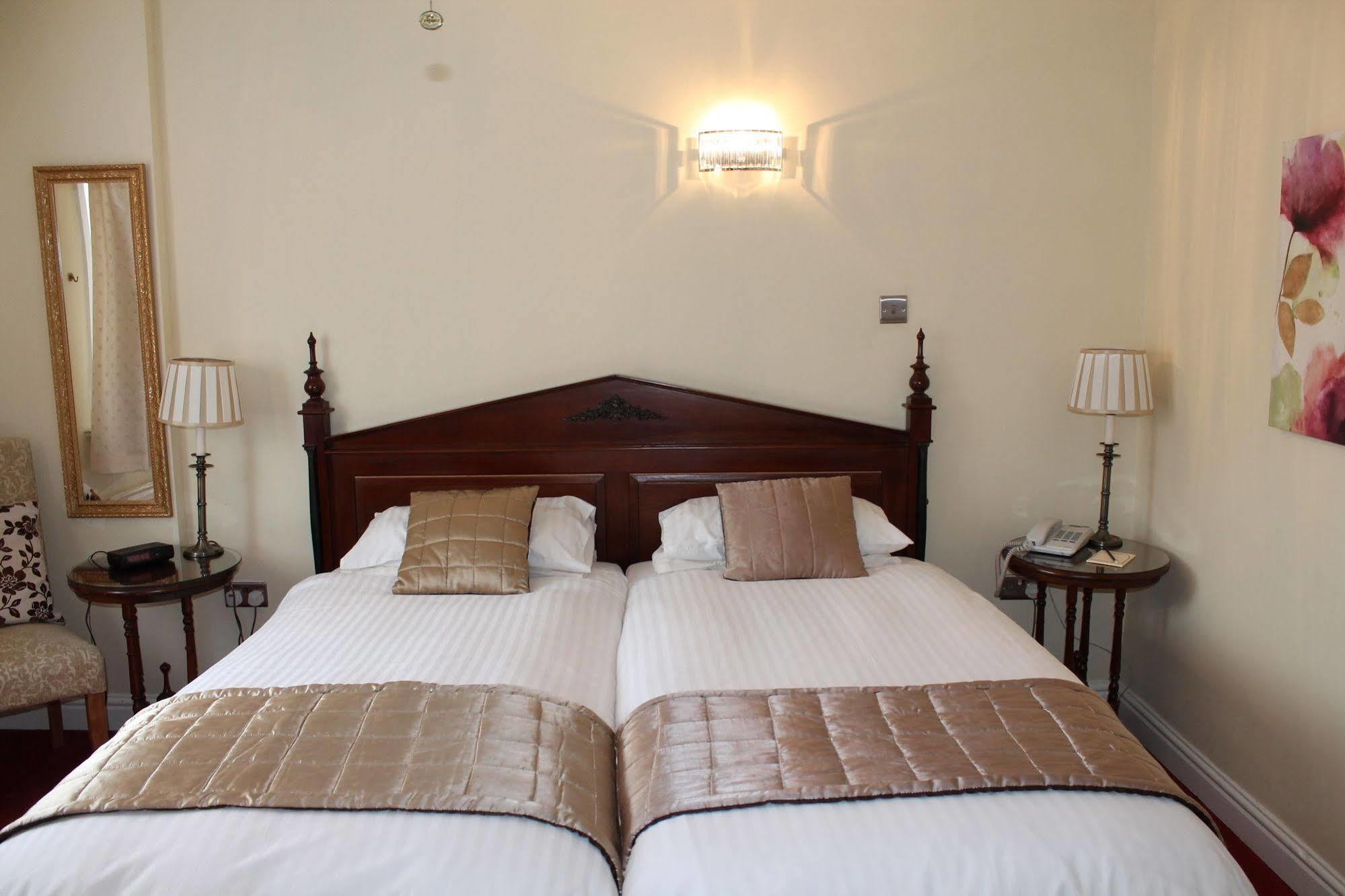 Longview Hotel Knutsford Kültér fotó